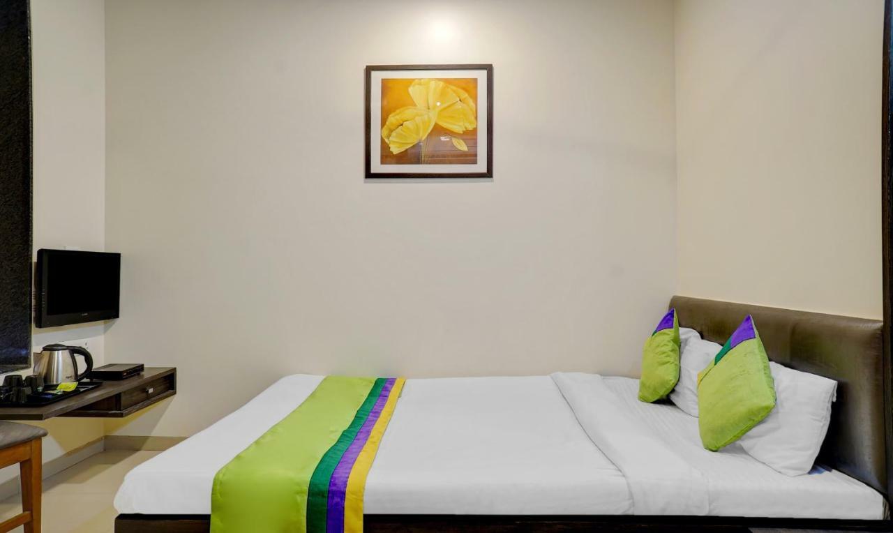 Treebo Bhagyashree Executive Otel Mundhva Dış mekan fotoğraf