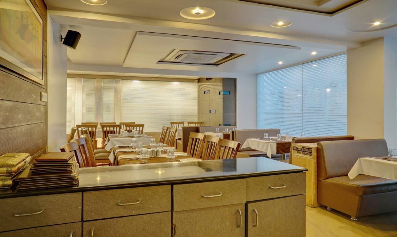 Treebo Bhagyashree Executive Otel Mundhva Dış mekan fotoğraf