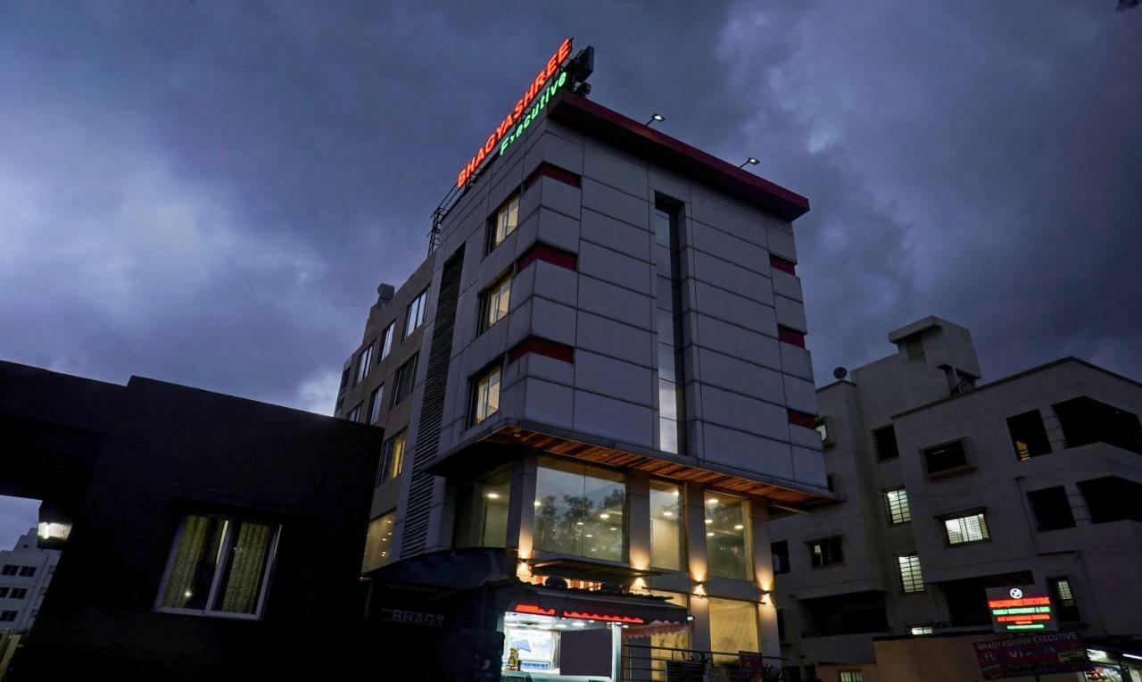 Treebo Bhagyashree Executive Otel Pune Dış mekan fotoğraf